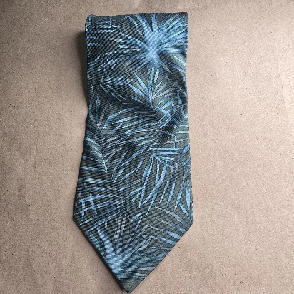 Banana Republic Tropical Blue and Green Tie